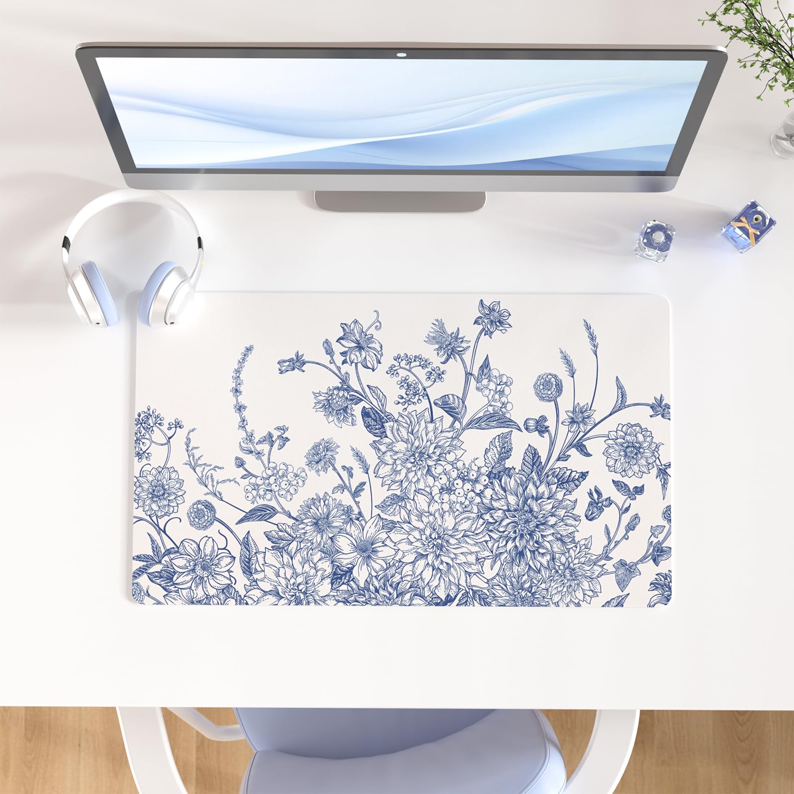 Faux Leather Large Mouse Pad, Office Desk Mat, 31.5"x15.7", Pink Floral