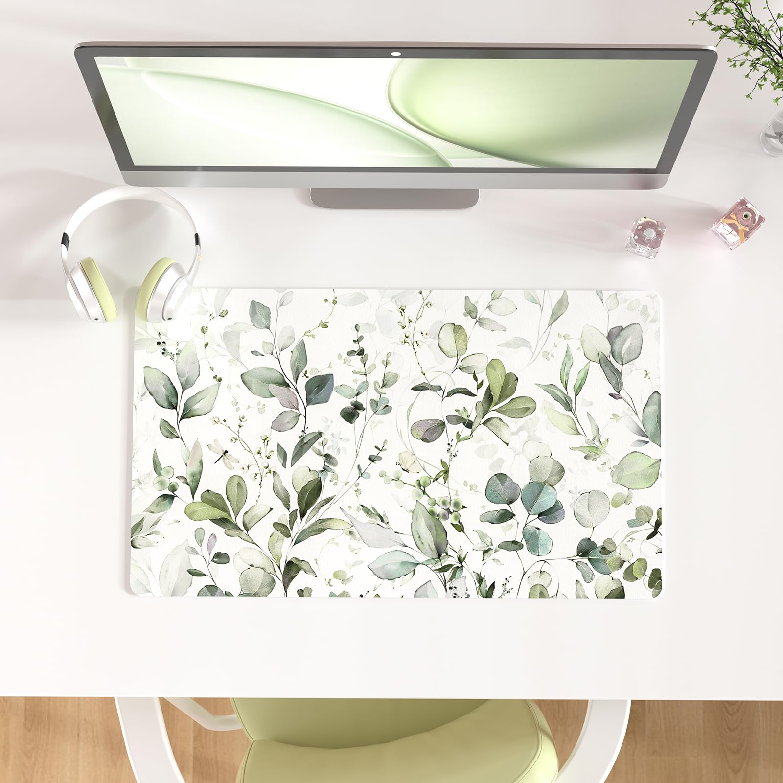 QIYI PU Leather Large Mouse Pad, Waterproof Desk Mat, 31.5" x 15.7", Peony