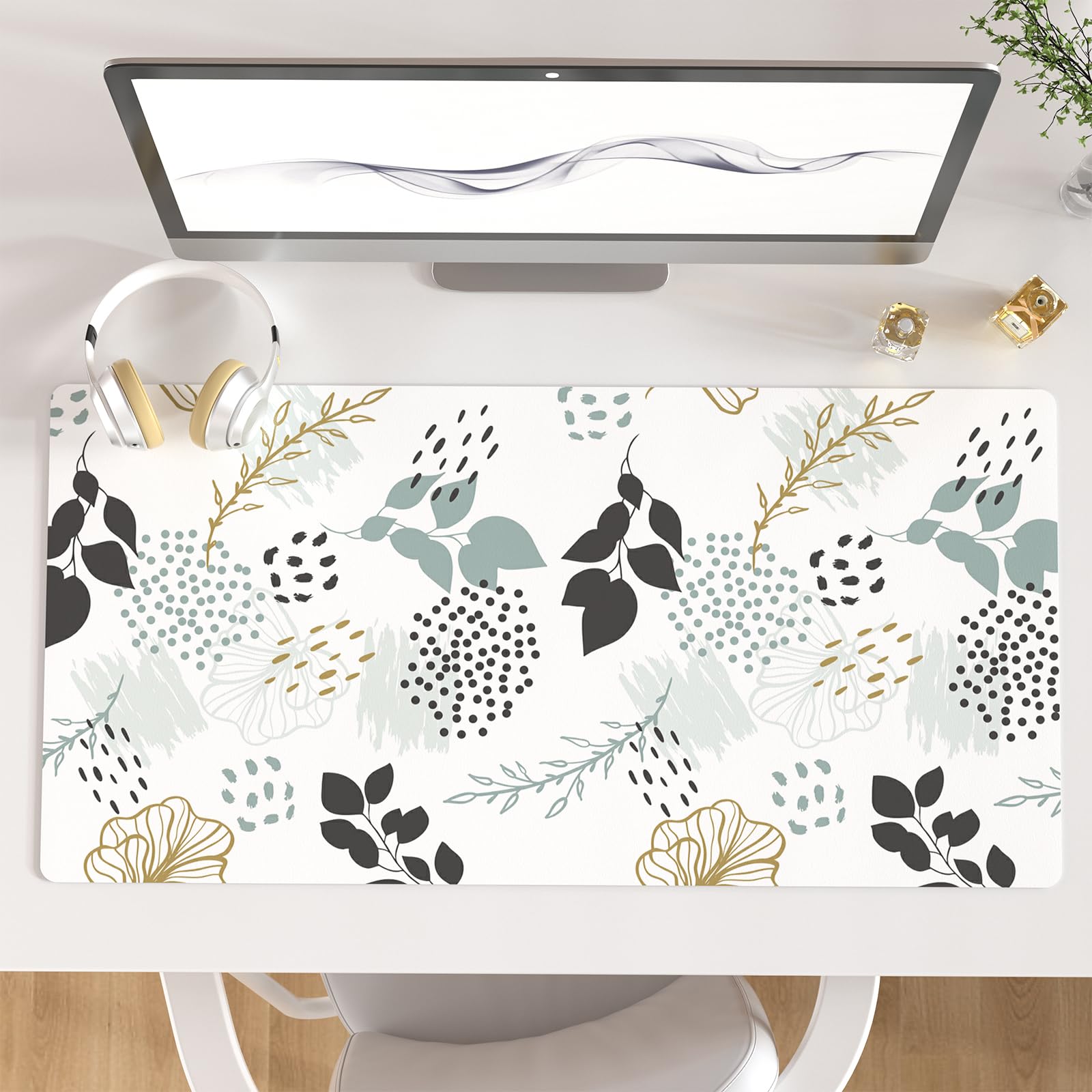 QIYI PU Leather Large Mouse Pad, Waterproof Desk Mat, 31.5" x 15.7", Peony