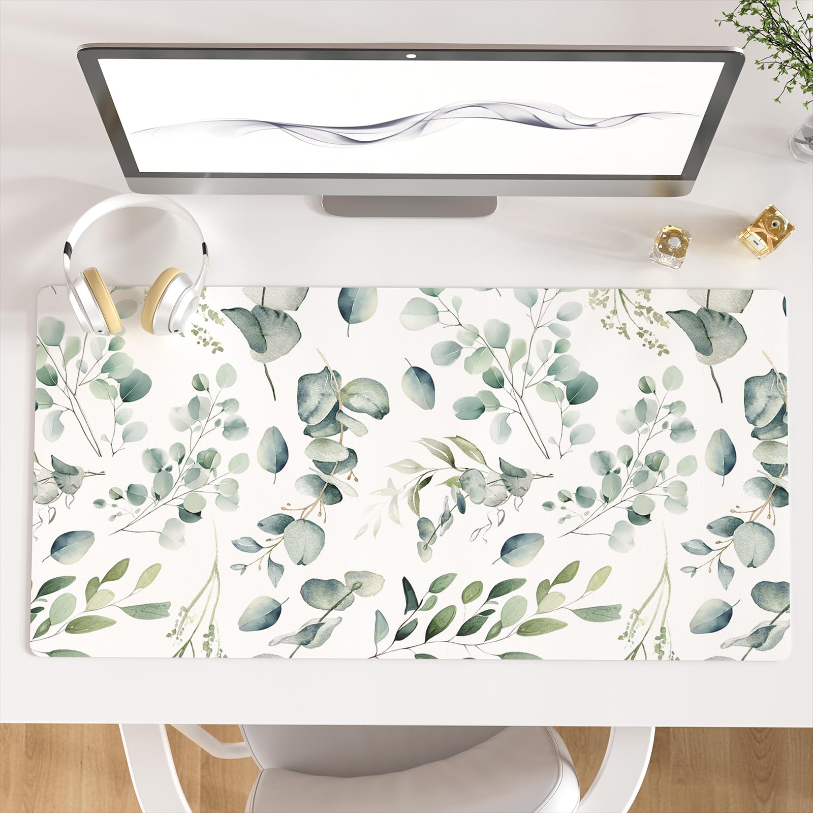 Faux Leather Large Mouse Pad, Office Desk Mat, 31.5"x15.7", Pink Floral