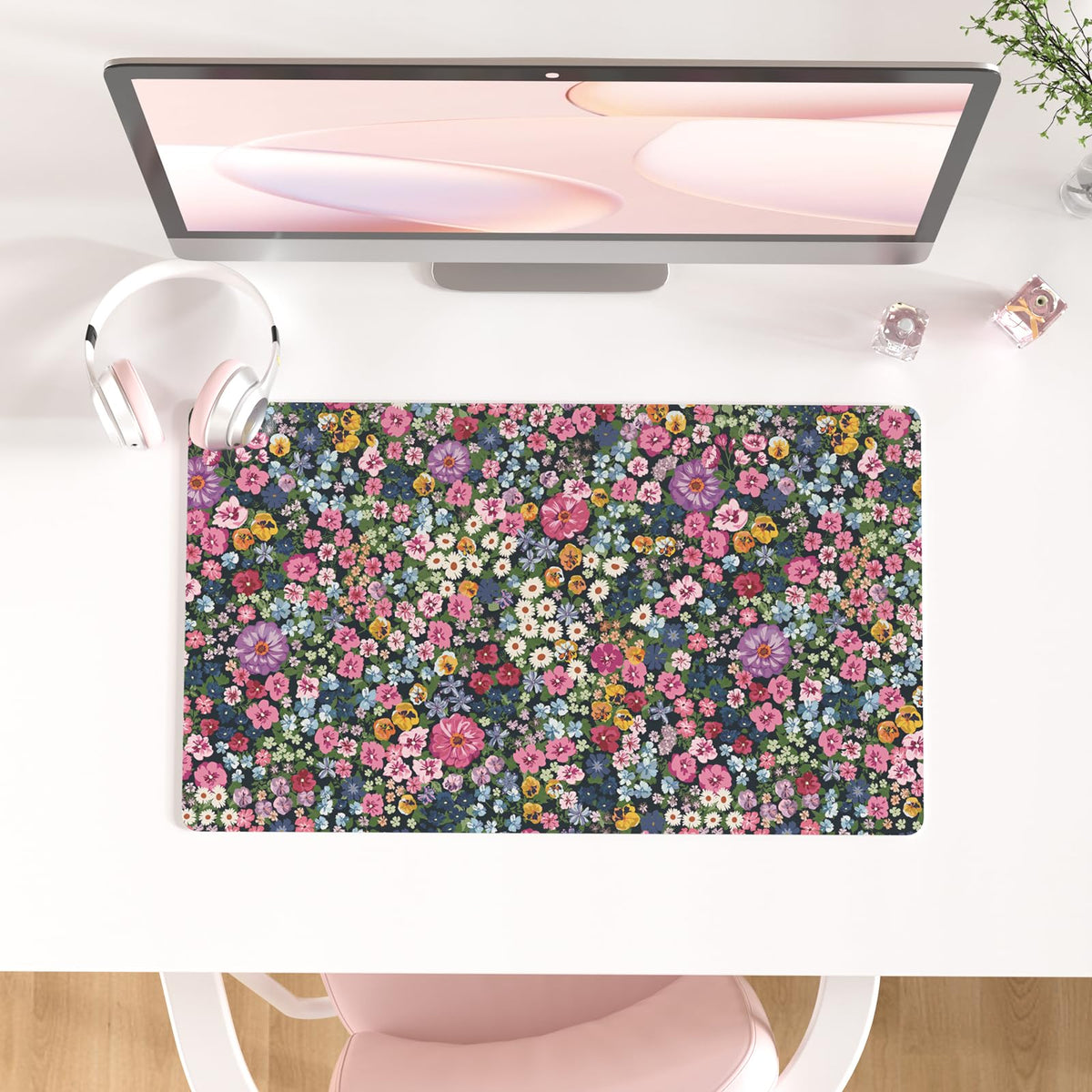 Faux Leather Large Mouse Pad, Office Desk Mat, 31.5"x15.7", Pink Floral