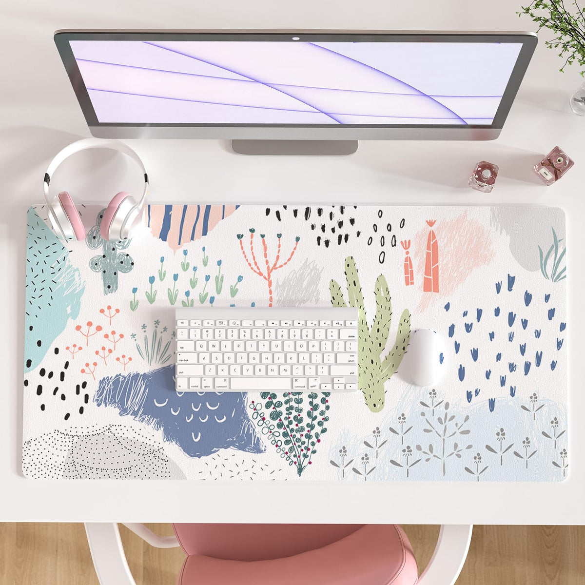 Faux Leather Large Mouse Pad, Office Desk Mat, 31.5"x15.7", Pink Floral