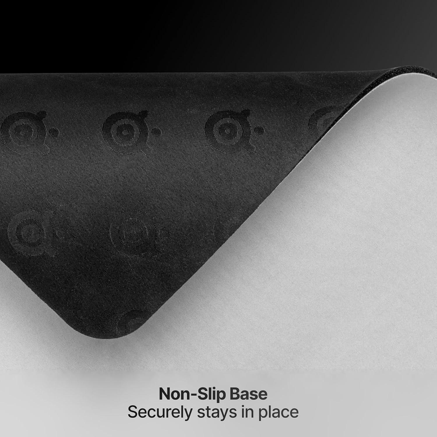 SteelSeries QcK Heavy Gaming Mousepad — Thicker, Non-Slip Silicone Rubber Base, Peak Tracking, Optimized for Gaming FPS, MOBAs, RTS, MMO — XXL Size 900 mm x 400 mm x 4 mm — White