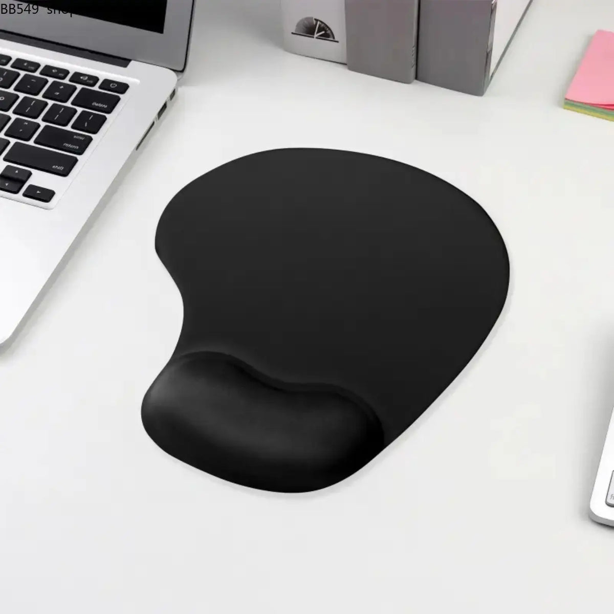 Ergonomic wrist rest mouse pad, with gel silicone wrist rest, ultra-soft and comfortable support, non-slip rubber base, suitable for office, gaming, laptops and desktops, Gaming accessory